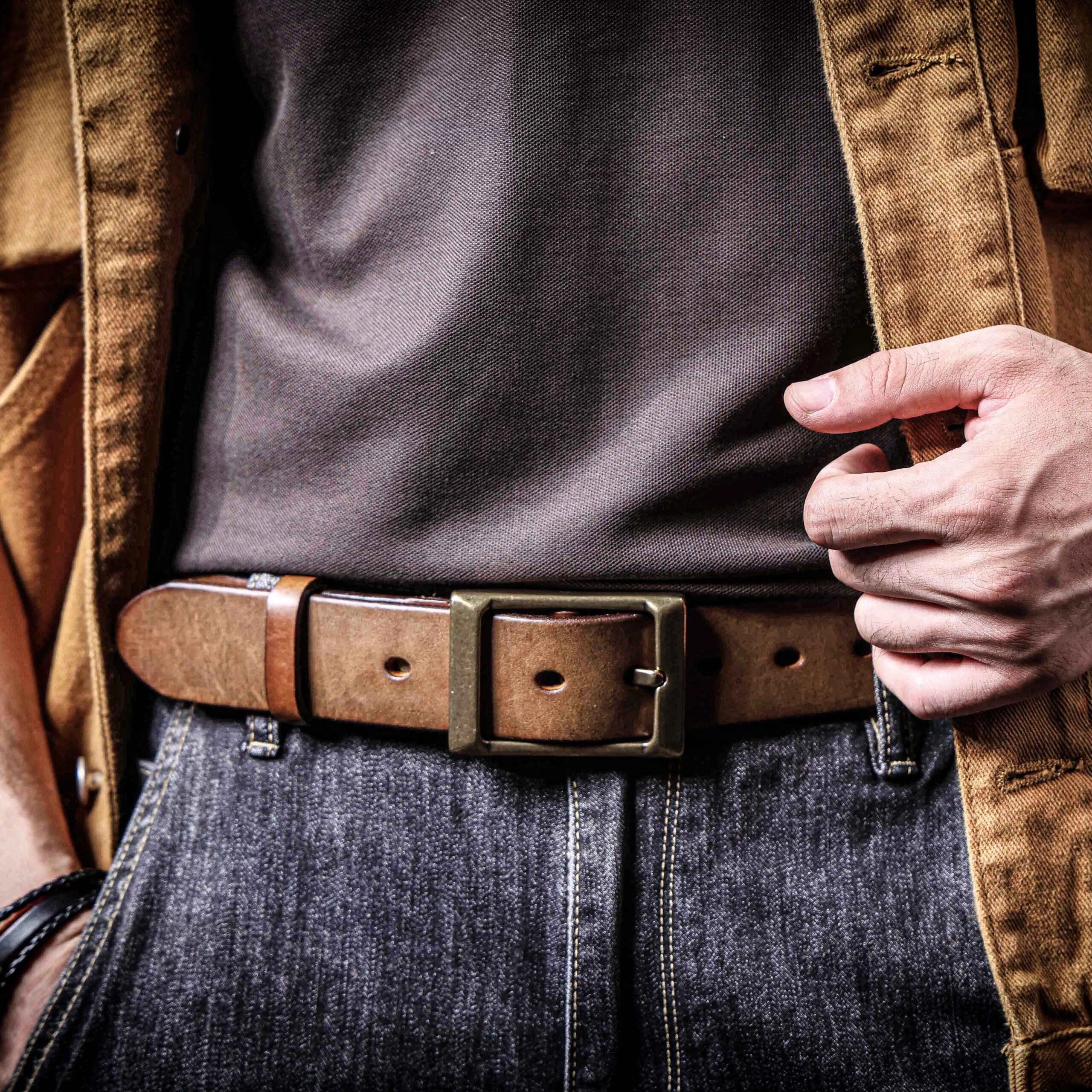 Thickened Italian Leather Belt High-quality thickened Italian leather belt for men.