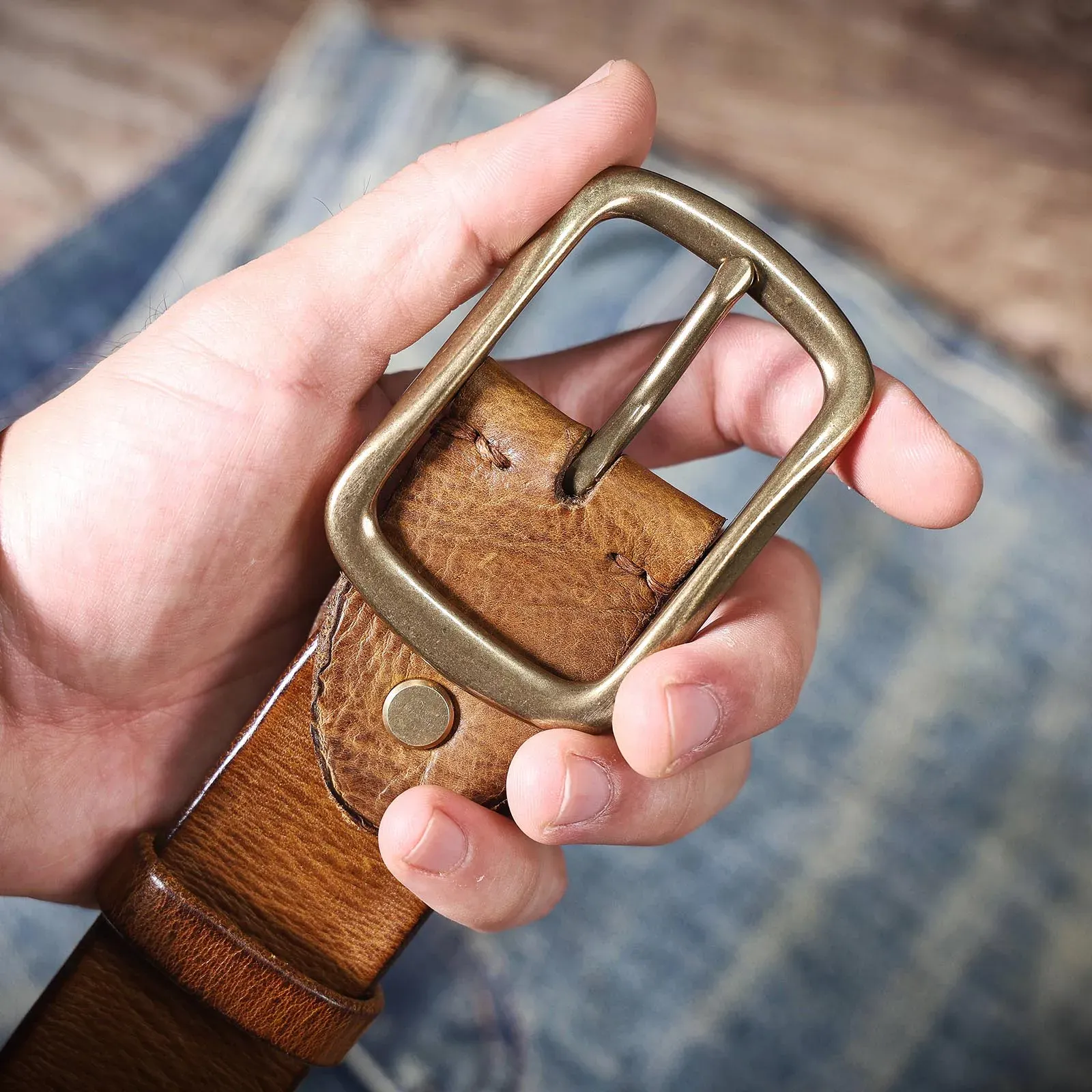 Vintage Leather Men’s Belt with Brass Buckle Classic leather men's belt with solid brass buckle for a timeless look. Perfect accessory for casual.