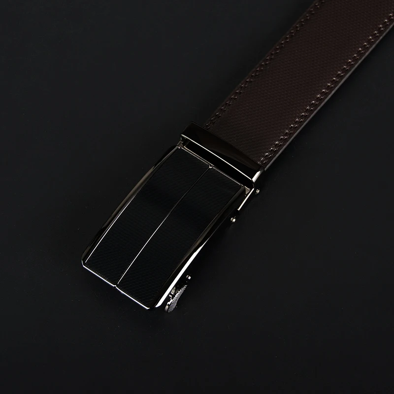 Genuine Leather Men’s Automatic Belt Elegant genuine leather men's automatic belt with sleek buckle design.