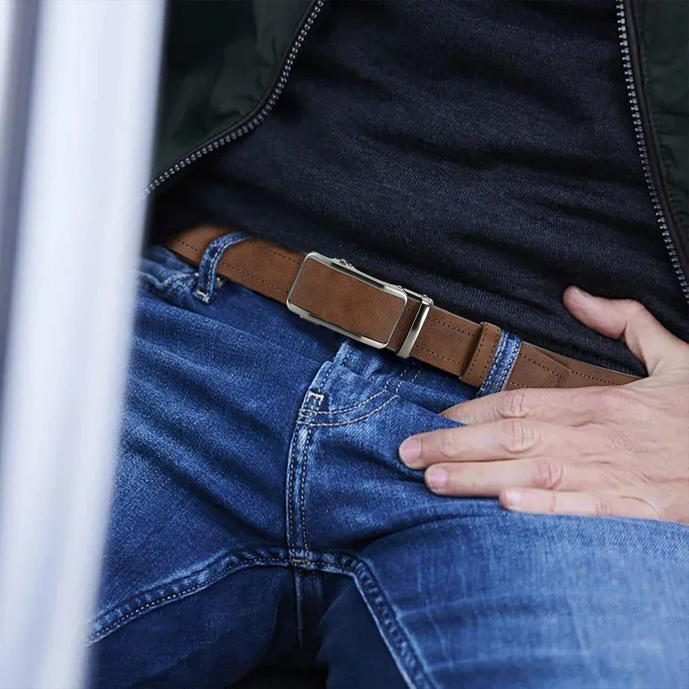 CoreLine Automatic Ratchet Belt – Precision Fit Without Holes Adjustable ratchet belt with automatic buckle for a perfect fit. No holes needed, stylish and durabl.