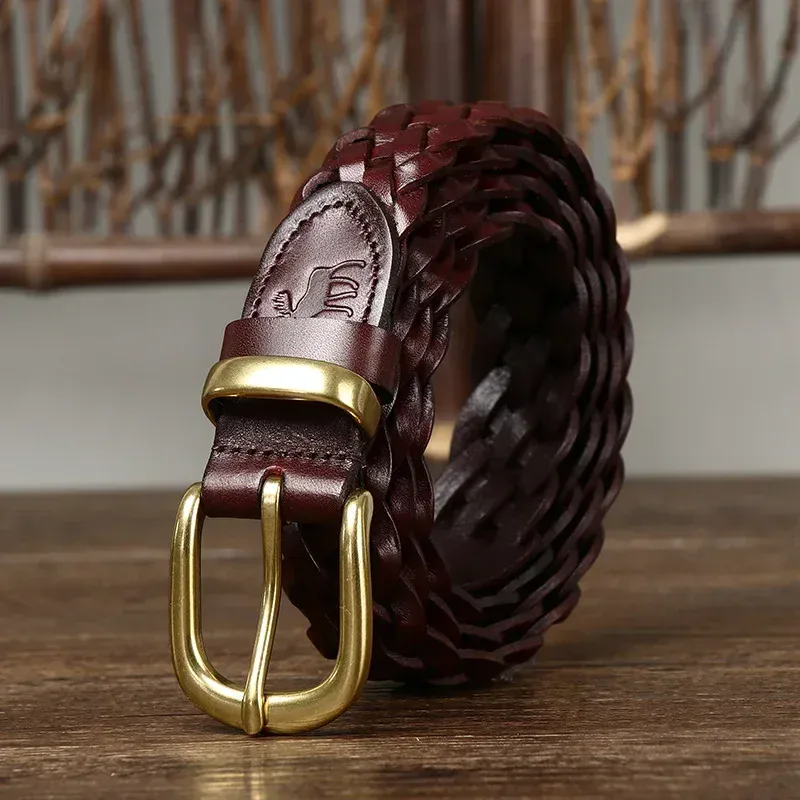 Leather Belt with Gold Buckle for Men and Women Elegant leather belt with gold buckle, handcrafted from genuine cowhide leather.