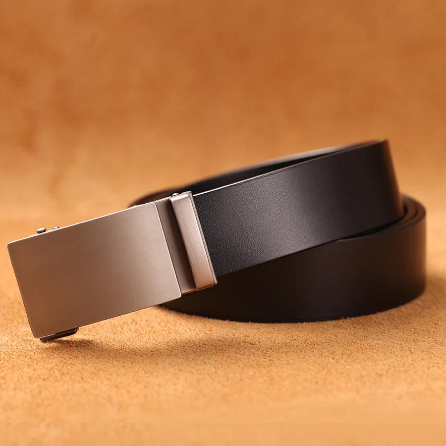 FormLine 35 mm Automatic Ratchet Belt – Coffee Cowhide Automatic ratchet belt in coffee cowhide, sleek and durable for everyday wear.