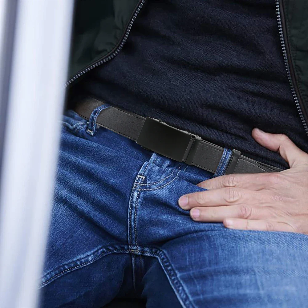 Men’s Slim Cowhide Belt for Denim & Business-Casual Wear Slim cowhide belt styled for denim and business-casual outfits.