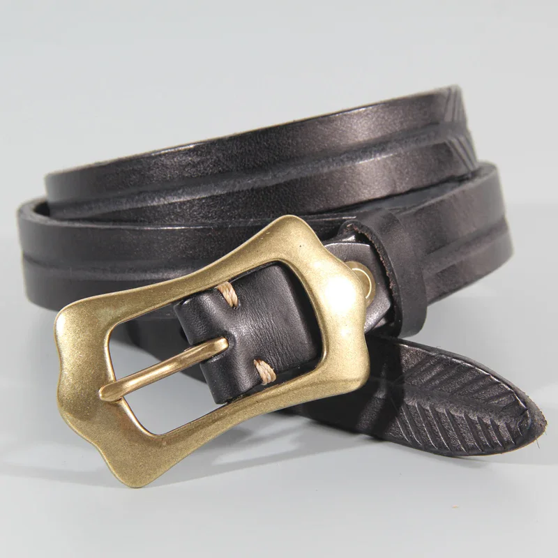 Women’s Extra-Thick Cowhide Belt with Solid Copper Buckle Premium cowhide leather belt with solid copper buckle for durability and style.