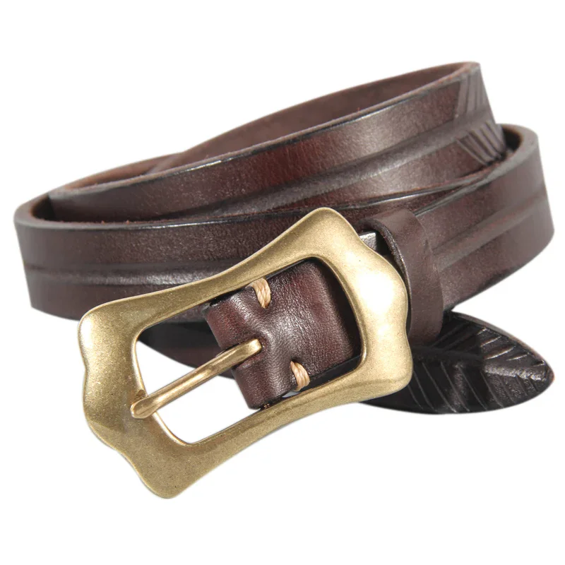 Leather Belt with Copper Buckle for Women Leather belt with solid copper buckle, extra-thick cowhide, stylish and durable accessory for women.