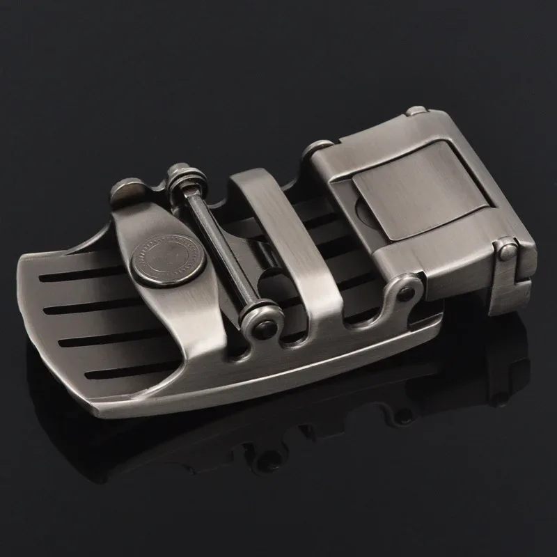 Aero Vented Industrial Automatic Buckle Automatic industrial buckle with vented design for secure fastening.