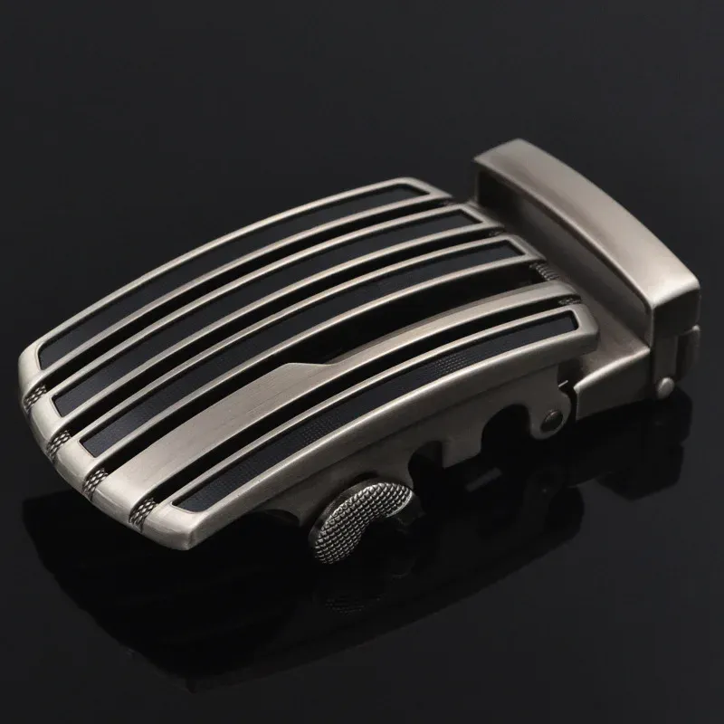 Aero Vented Industrial Automatic Buckle Automatic industrial buckle with vented design for secure fastening.