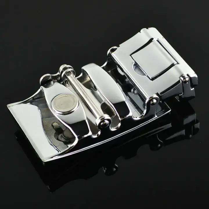 Luxury Designer Automatic Buckle Automatic buckle with sleek silver finish for high-end accessories.