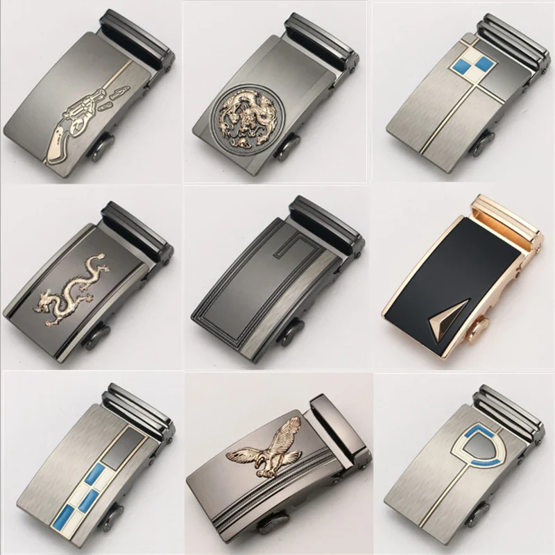 Silver Alloy CoreLine Ratchet Buckle with Various Designs CoreLine 35mm zinc alloy ratchet buckle with decorative designs for secure strap fastening.