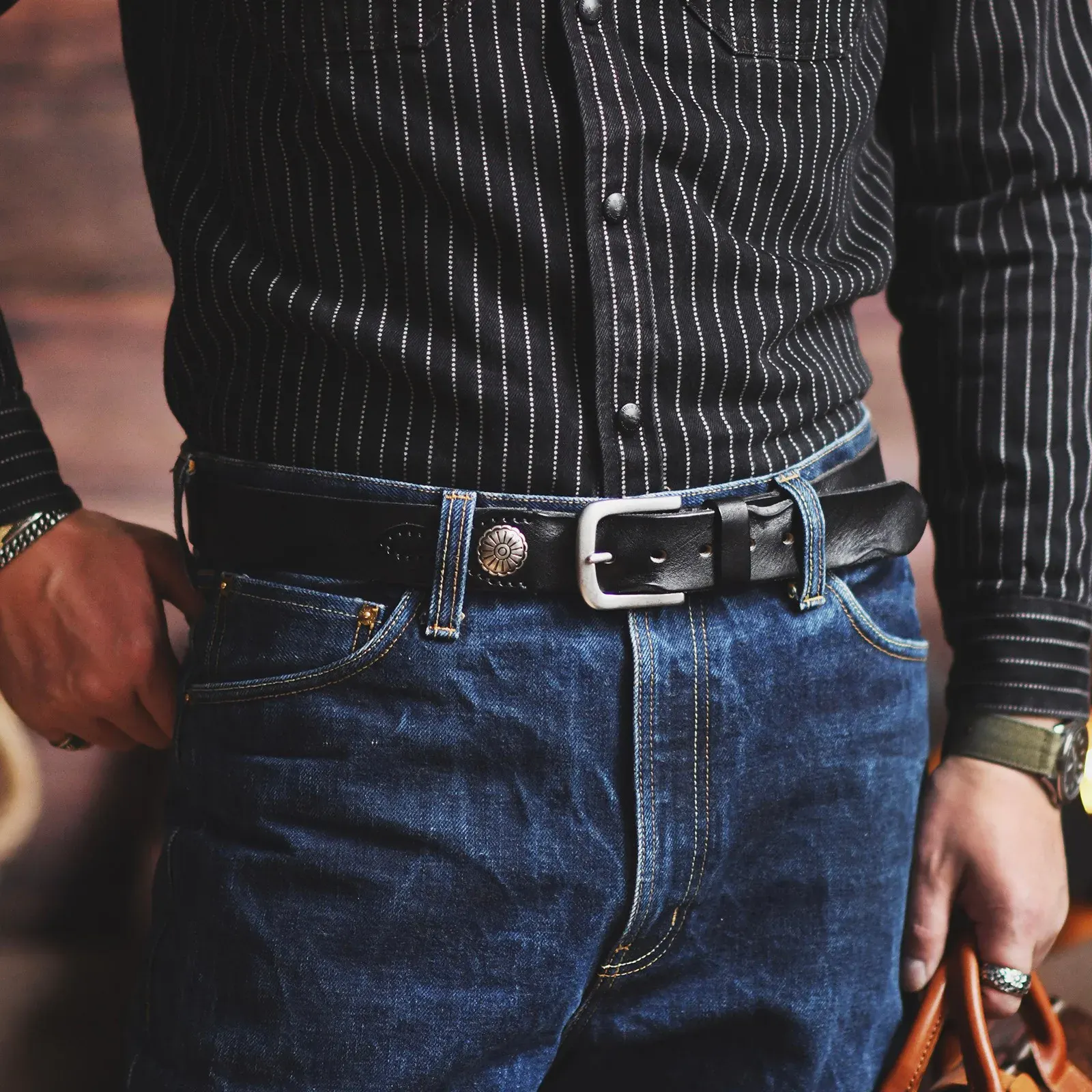 Leather & Steel Vintage Belt – Stylish men’s accessory Vintage steel and full-grain leather belt for men, perfect for casual and formal outfits. Durable, s.