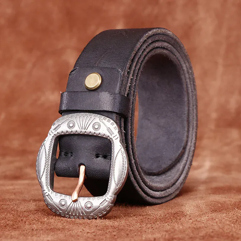 Vintage Washed Heritage Leather Belt High-quality full grain leather belt with vintage wash finish.