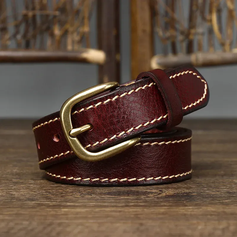 Leather Pet Collar for Small Dogs – The HoldForm “Petite Heritage” 28 Leather pet collar with brass buckle, perfect for small dogs. Stylish and durable accessory for your.
