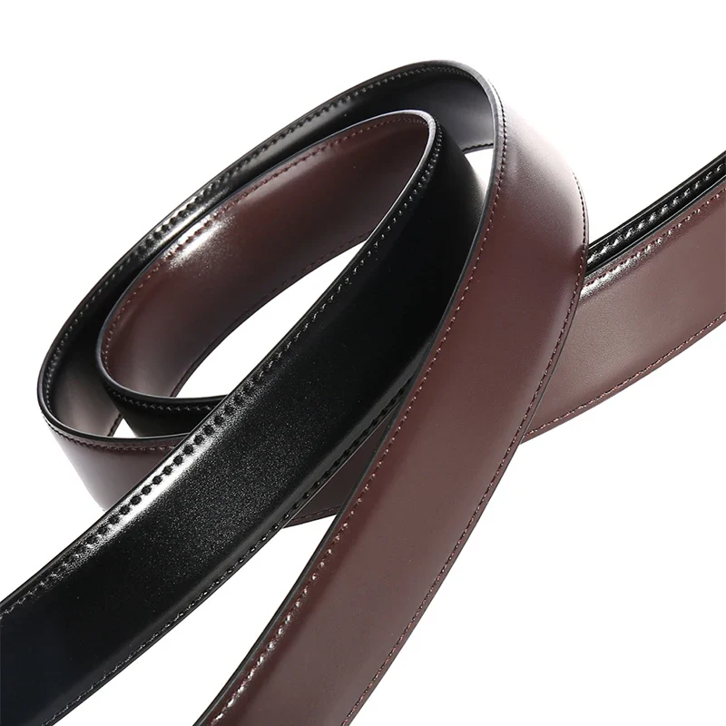 Leather Reversible Cowhide Strap for HoldForm Bags Reversible cowhide strap with dual-edge design, 3.4cm width, perfect for HoldForm bags. Stylish and.