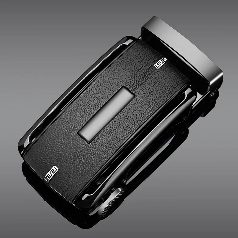 Rugged-Refined Ratchet Buckle High-quality black ratchet buckle for DIY securing projects.