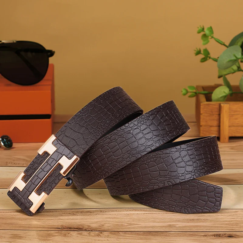 Leather crocodile pattern belt with H buckle for men Elegant crocodile-embossed leather belt with H buckle, perfect for formal and casual wear.