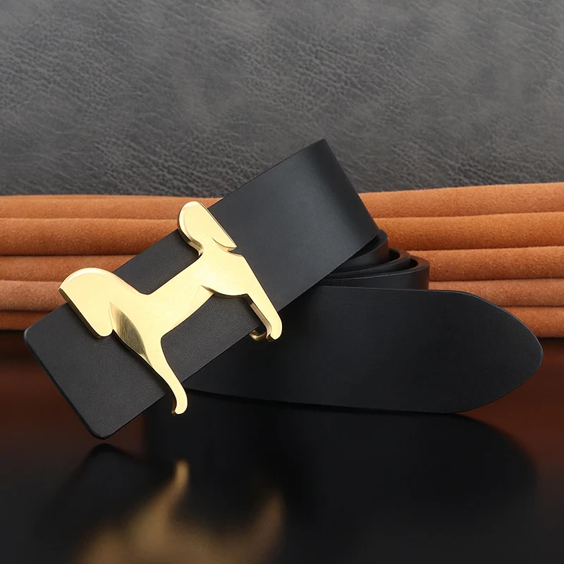 Women’s Leather Belt with Stainless Steel Horse Buckle Elegant black leather belt with a stainless steel horse buckle for a stylish look.