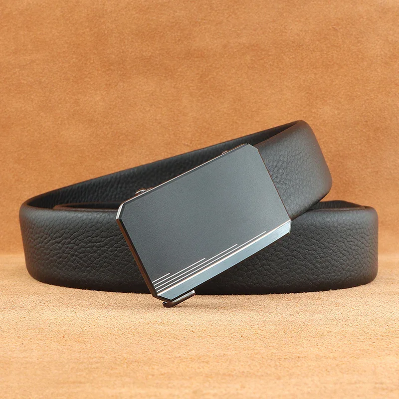 Leather Belt with Hidden-Tail Automatic Buckle Automatic leather belt with hidden tail for a sleek look.