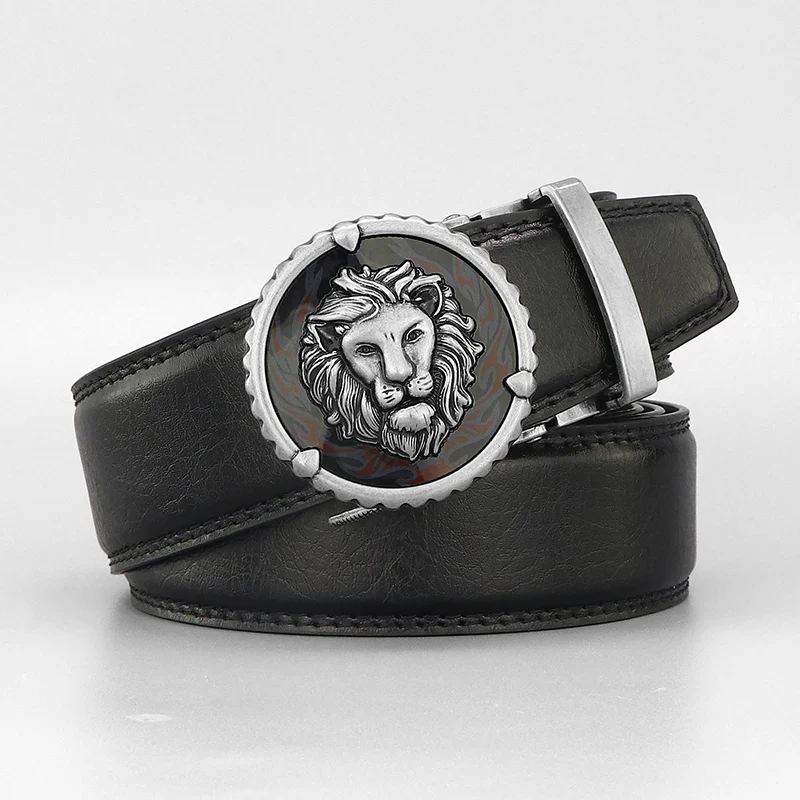 Luxury Leather Belt with Lion Buckle Elegant men's leather belt featuring a bold lion head buckle for a stylish look.
