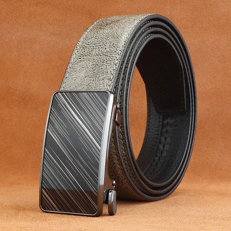 Vector-Edge Hidden-Tail Ratchet Belt – Automatic Micro-Adjust Automatic ratchet belt with sleek black and textured gray leather design. Perfect for a modern, styl.