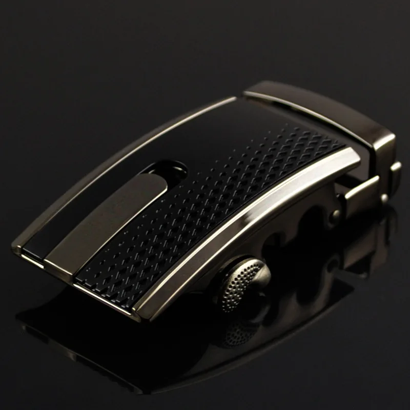 Diamond Grid Gunmetal Ratchet Buckle — 35mm Raised Centre Bar, Zinc Alloy Diamond Grid Gunmetal Ratchet Buckle — 35mm Raised Centre Bar, Zinc Alloy